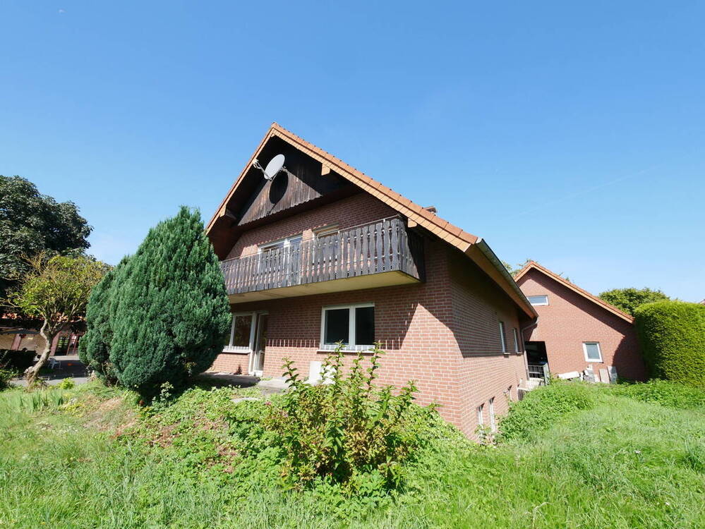 Thumbnail-Vielseitiges Zweifamilienhaus mit großem Grundstück in Salzkotten-Niederntudorf