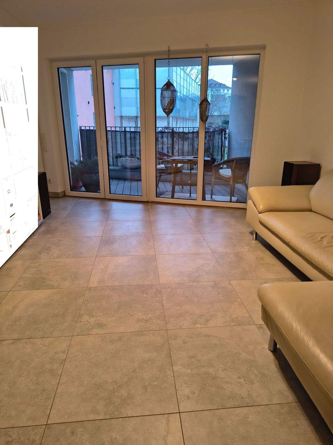 Thumbnail-Großzügige 3-Zimmer-Wohnung mit 2 Loggiabalkon und TG-Stellplatz