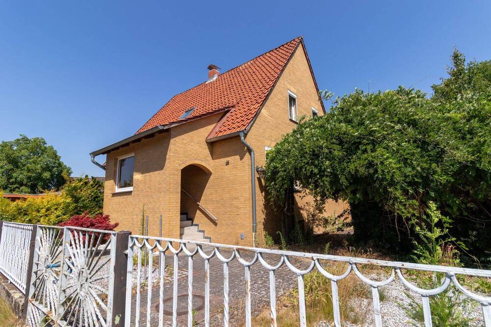 Thumbnail-Wathlingen Haus Kaufen. Einfamilienhaus in Wathlingen. Hauskauf Celle. Haus Kaufen Kreis Celle.