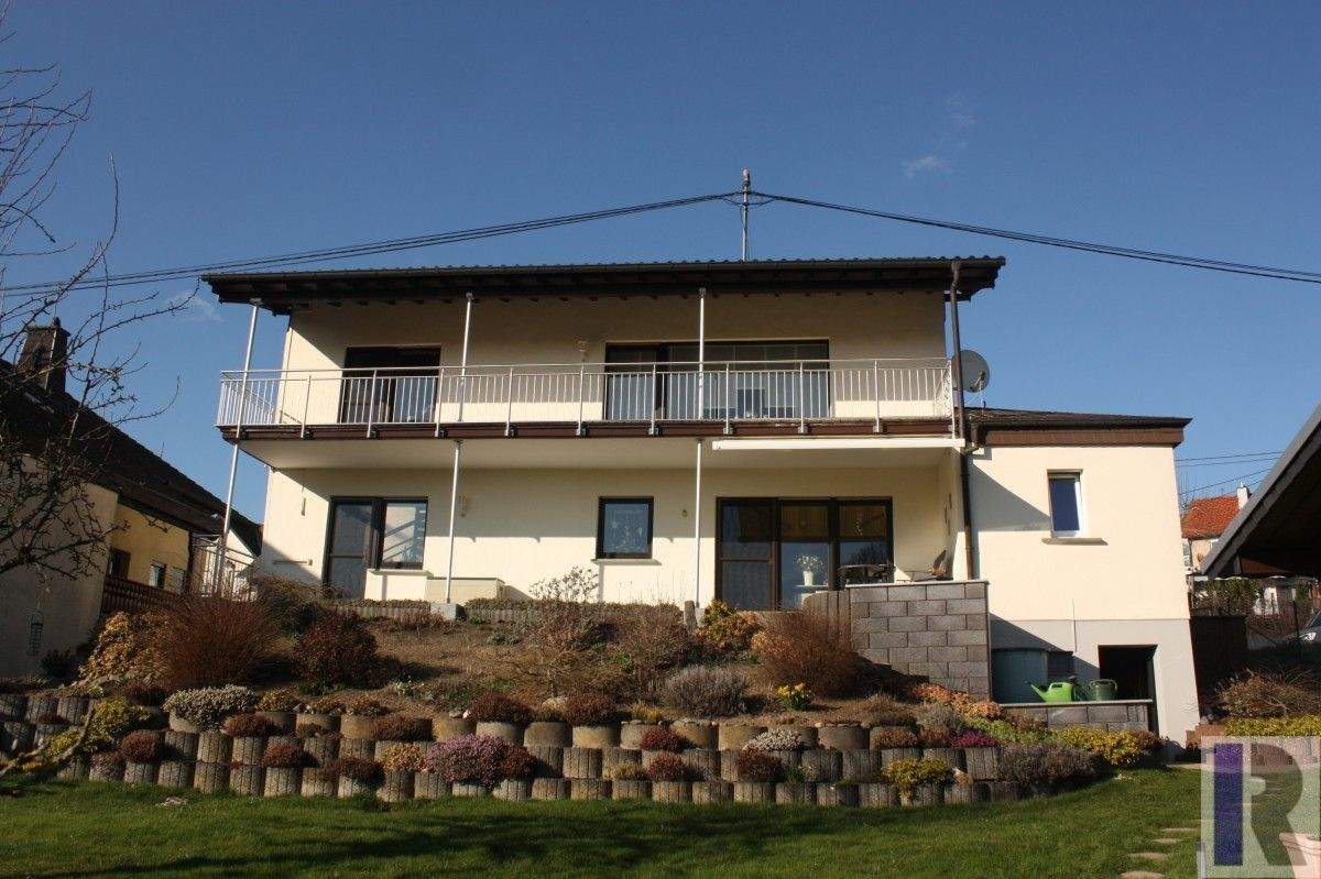 Thumbnail-Wohnen im Grünen - Einfamilienhaus mit großem Garten, Obstbäumen und Bachlauf