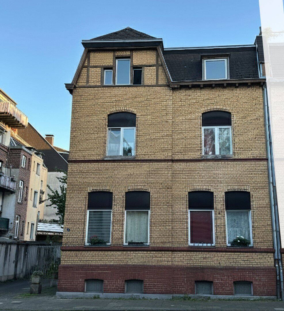 Vorderansicht Strassenseite