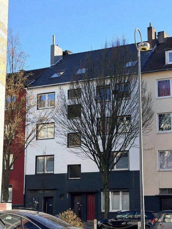 Thumbnail-Sehr gepflegtes Mehrfamilienhaus in Gelsenkirchen - 8 Wohnungen