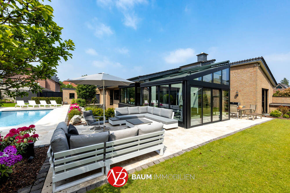 Thumbnail-Exklusiver Bungalow mit Süd-West-Garten, Außenpool sowie Großgarage für 2-3 Pkw´s im Stadionviertel