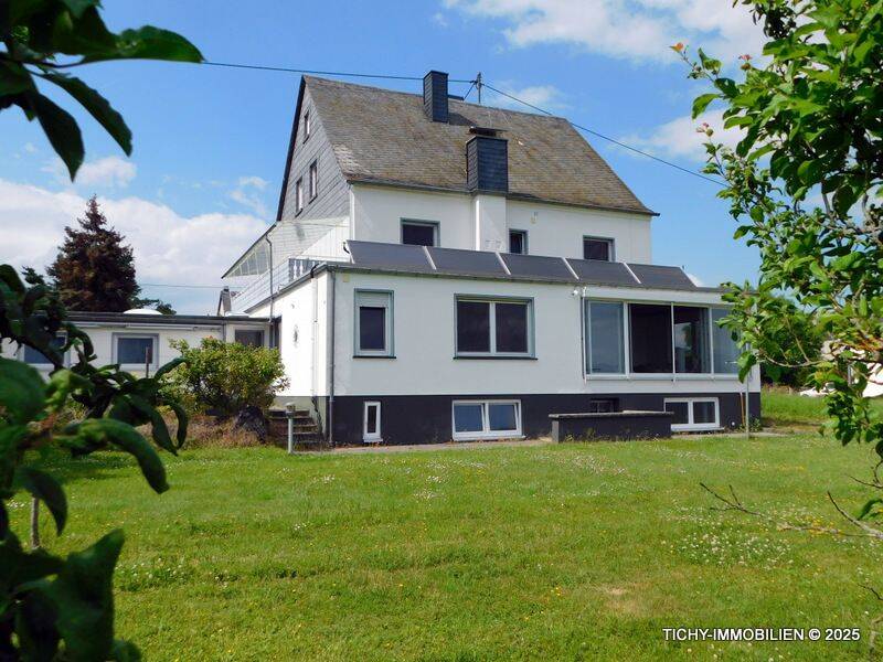 Thumbnail-GROßES FAMLIENHAUS MIT POTENTIAL