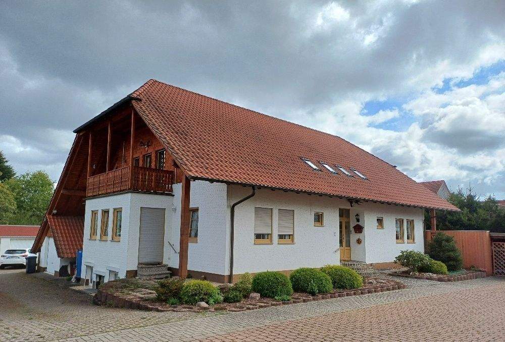Thumbnail-Erstklassige Single Wohnung mit Balkon im 1.OG DG eines Komforthauses, in ruhiger bevorzugter Wohnlage von Rohrbach (Sackgasse)