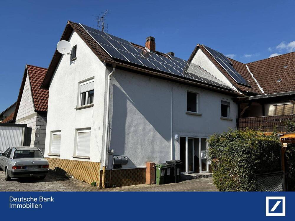 Thumbnail-Zweifamilienhaus mit Potenzial und viel Platz in begehrter Lage von Herxheim