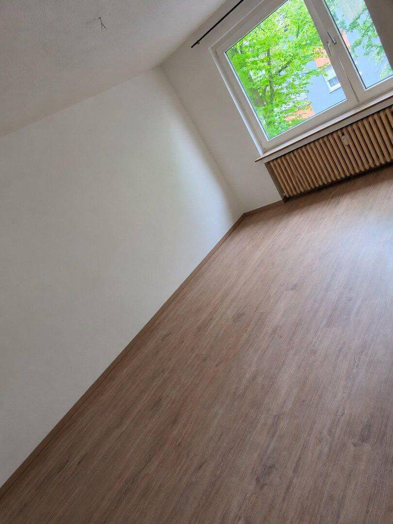 Thumbnail-2,5 Zimmer Wohnung in zentraler Lage