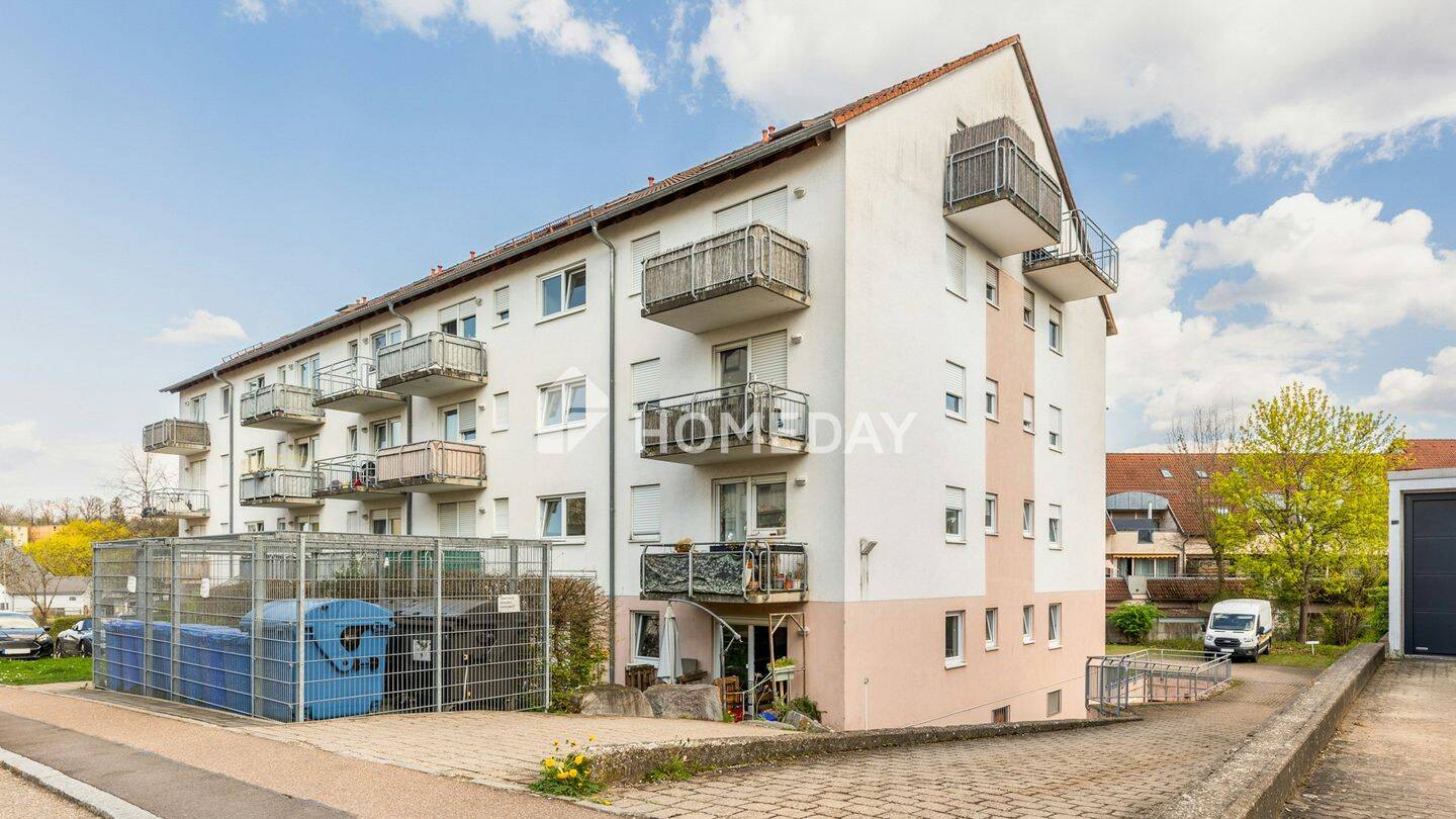 Thumbnail-Gemütliche 2-Zimmer-Wohnung mit Balkon und Tiefgaragenkomfort