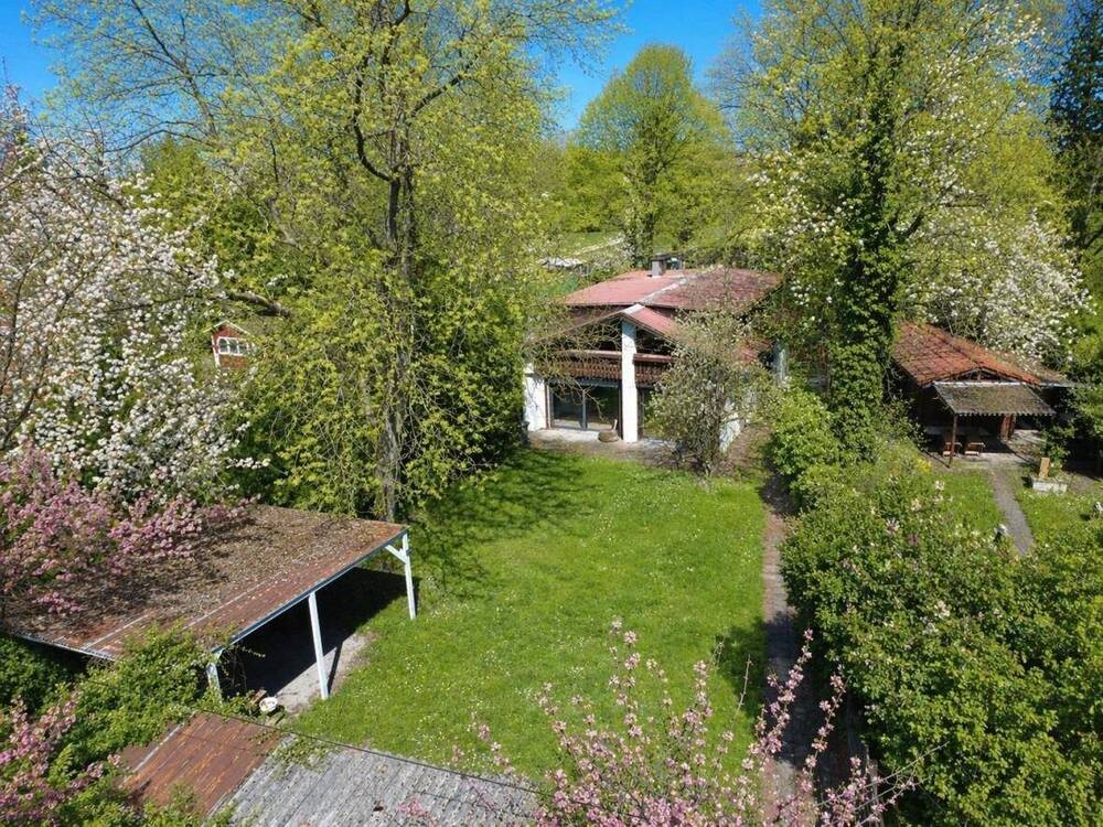 Thumbnail-Seltene Gelegenheit in Feldmoching: Baugrundstück mit gepflegtem Altbestand