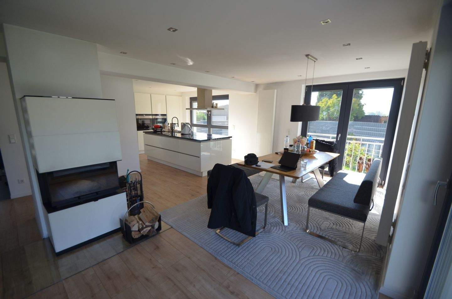 Thumbnail-Kernsaniertes Einfamilienhaus mit großen Grundstück