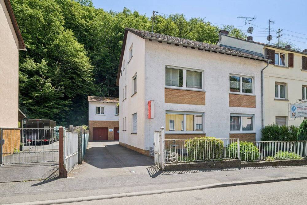 Thumbnail-4 Familienhaus mit Werkstatt vollvermietet gute Lage Wiesbaden Rambach
