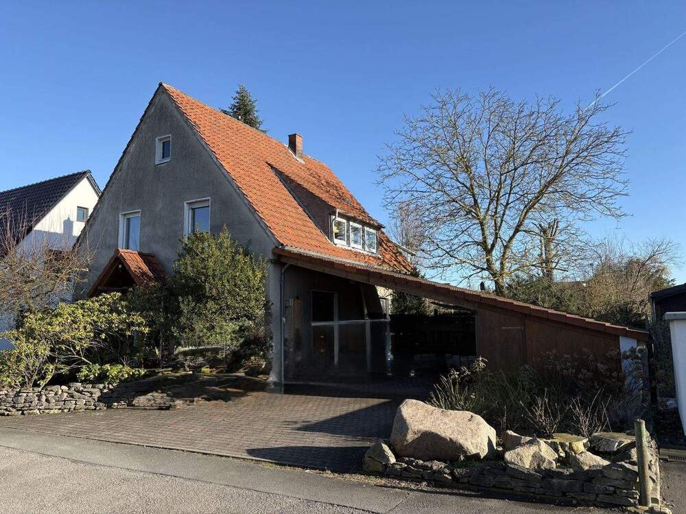 Thumbnail-Zweifamilienhaus mit großem Garten in ruhiger Wohngegend von Lage-Pottenhausen