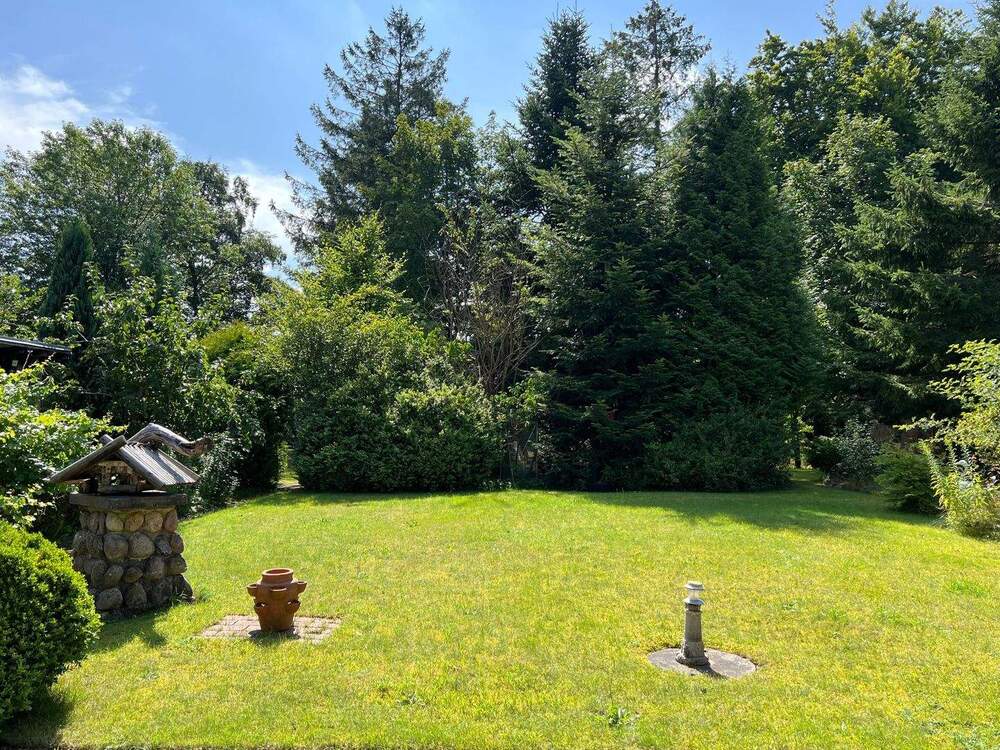 Thumbnail-Provisionsfrei: Bungalow mit Garage auf großem Grundstück