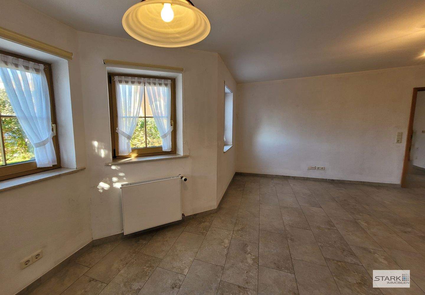 Thumbnail-Tolle Wohnung mit Terrasse und EBK - bevorzugt an Single zu vermieten!