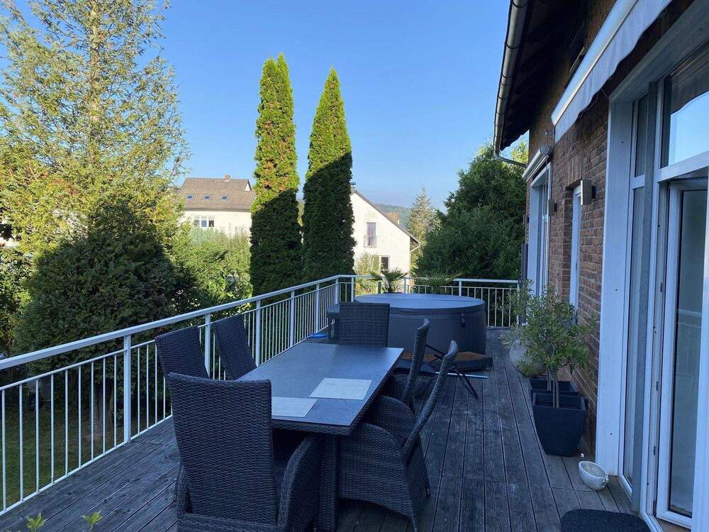 Thumbnail-Charmantes Einfamilienhaus geh. Ausstattung mit Bachlauf