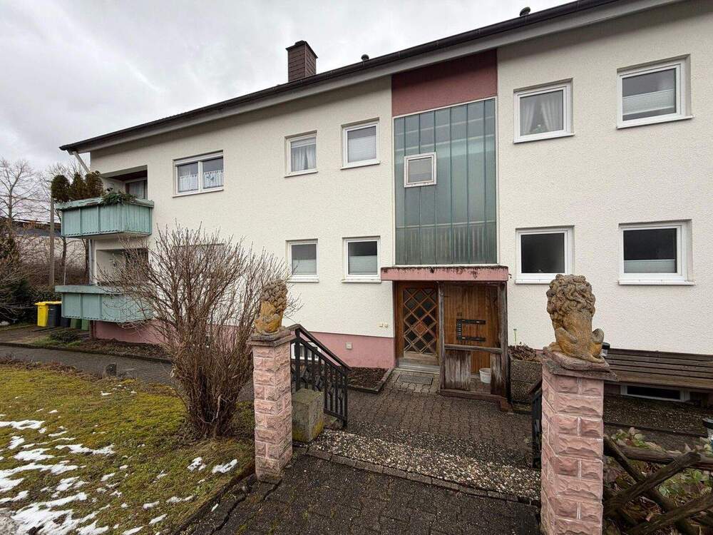 Thumbnail-Helle 2-Zimmer-Wohnung - ruhig wohnen, zentral leben