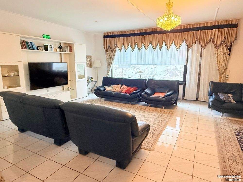 Thumbnail-Gut geschnittene Doppelhaushälfte mit Charme im Herzen von Offenbach