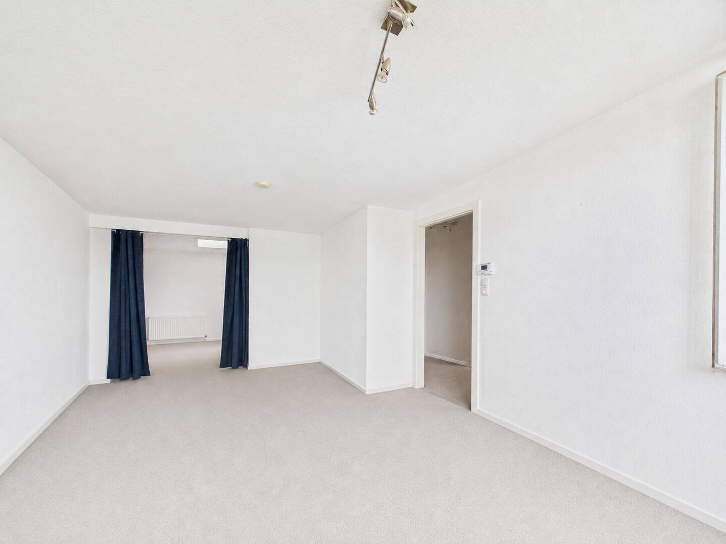 Thumbnail-Charmante 1,5 Dachgeschosswohnung in St.Lorenz Süd Nähe Bahnhof - Ideal für Singles und Pendler.
