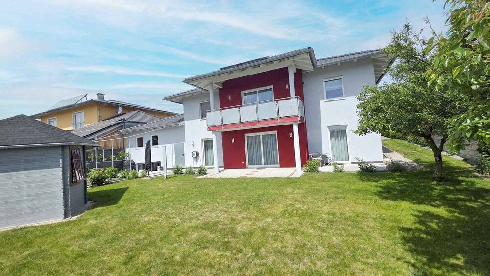 Thumbnail-Platz für die große Familie: Komfortables Einfamilienhaus mit großer Einliegerwohnung!