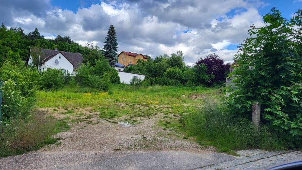 Thumbnail-Herrliches Grundstück in NittendorfUndorf - bebaubar mit EFH, DHH oder Bungalow