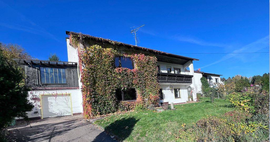 Thumbnail-Renovierungsbedürftig - Einfamilienhaus mit Einliegerwohnung in Saxberg