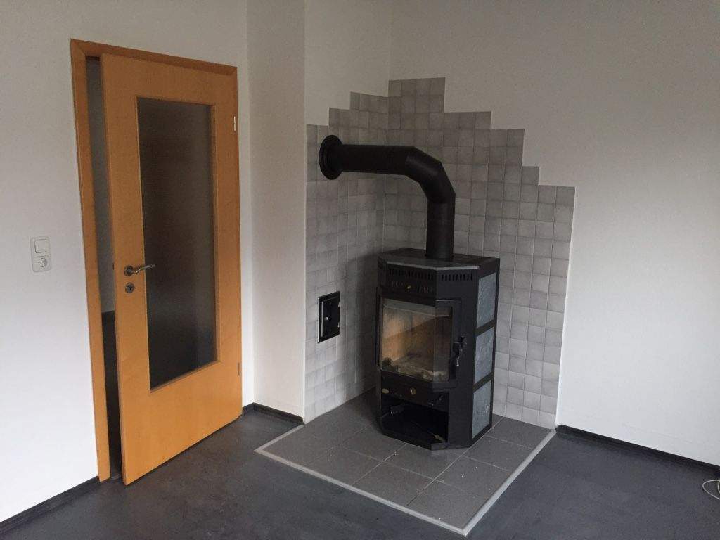 Thumbnail-Helle und große 3,5 Zimmer-Wohnung im Zentrum von Weisendorf