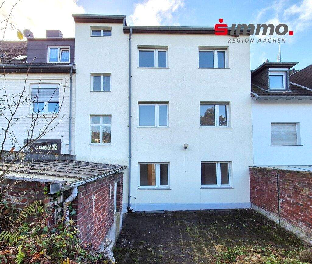 Thumbnail-Bezugsfreies 3-Familienhaus, geeignet als Mehrgenerationenwohnen in zentraler Würselener-Wohnlage