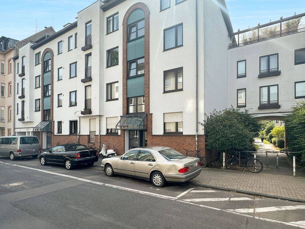 Thumbnail-Investition mit Zukunft: Vermietete 2-Zimmer-Wohnung in Köln-Sülz