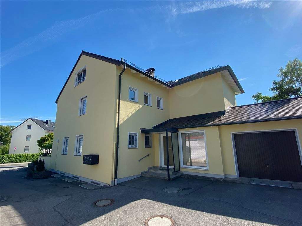 Thumbnail-Renovierte 3-Zimmer Wohnung in ruhigem Haus in Emmering