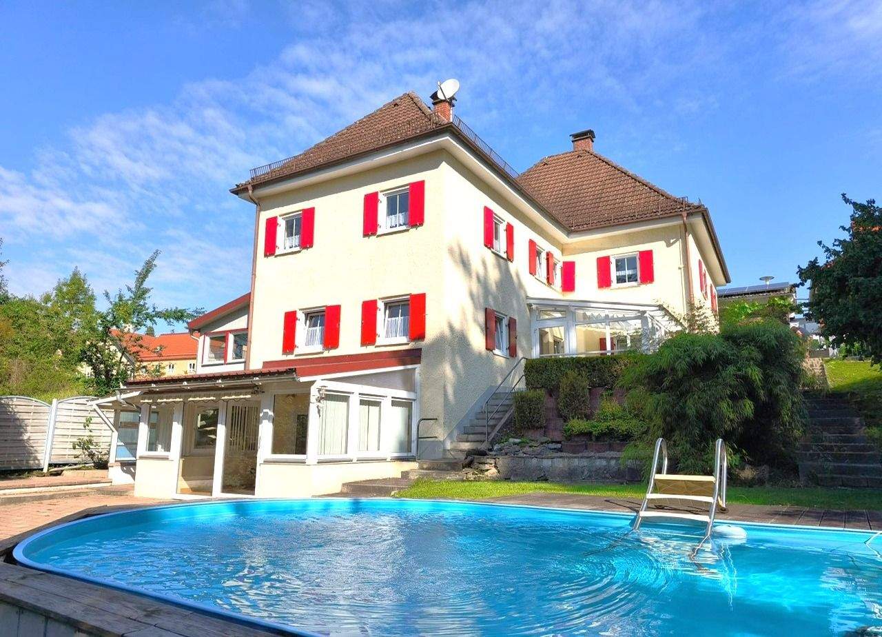 Thumbnail-Sonnige 3,5-Zimmer Wohnung mit 2 Wintergärten und großzügigen Hobbykeller