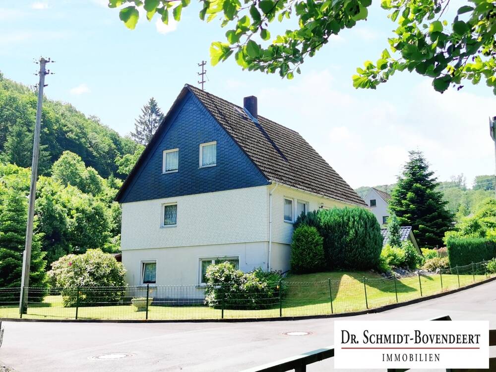 Thumbnail-Wohnen in ruhiger Lage! Ihr neues Zuhause mit Garten und Garage in 57520 Schutzbach!