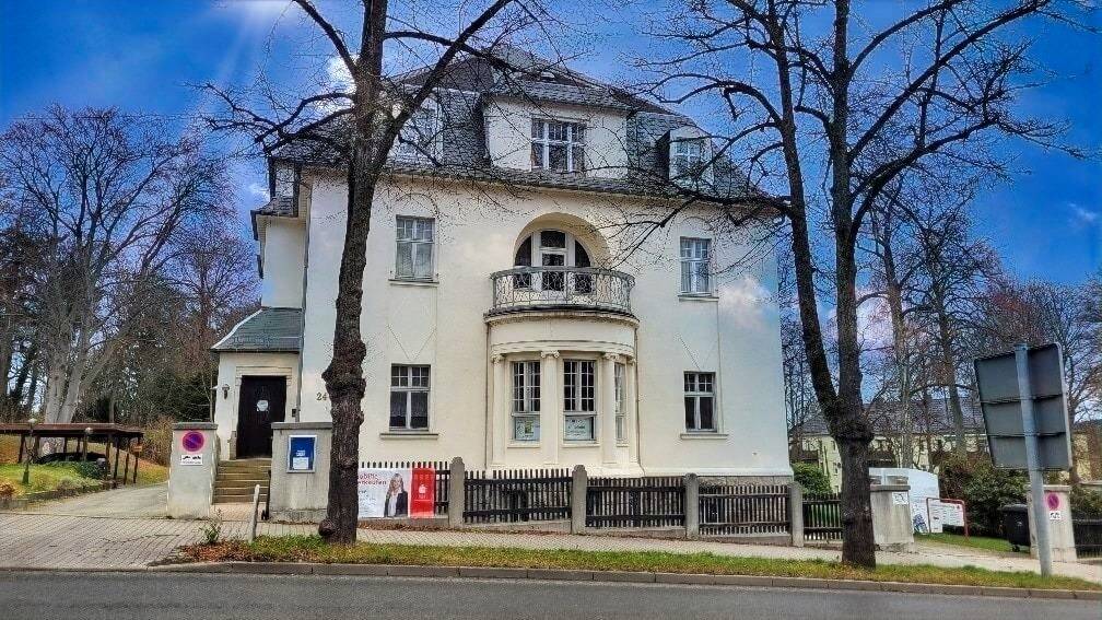 Thumbnail-Denkmalgeschütztes Schmuckstück!