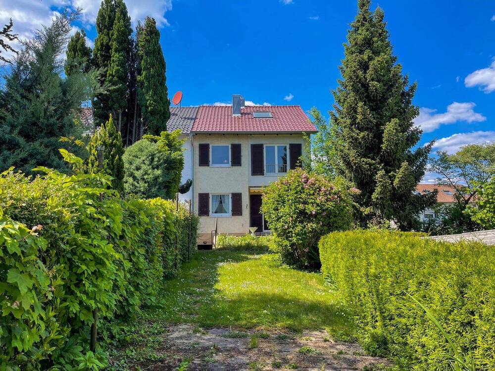 Thumbnail-Reiheneckhaus mit großzügigem Garten - ideal für junge Familien