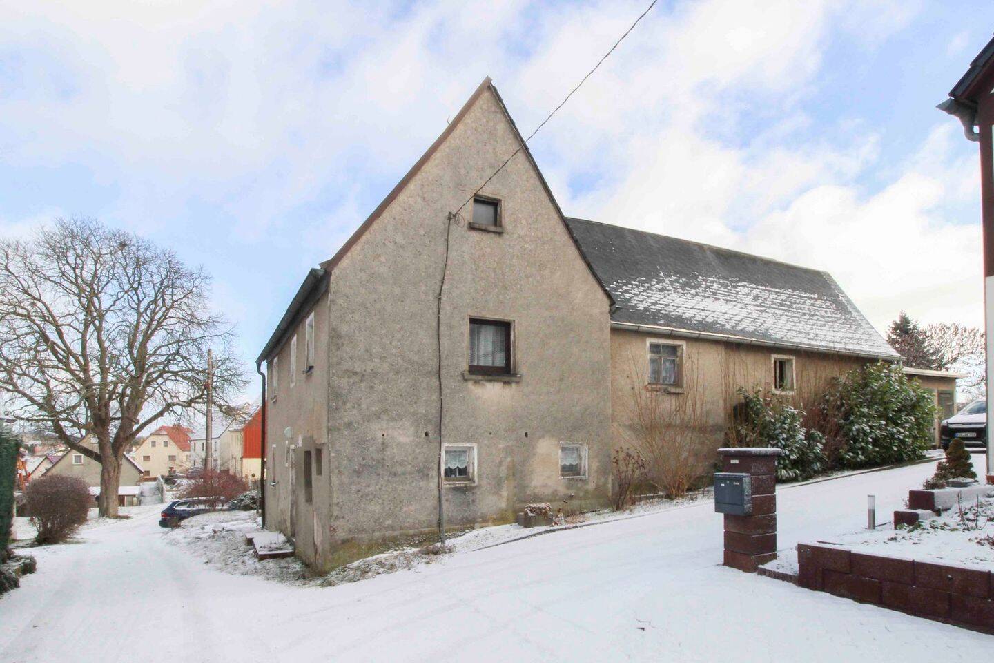 Thumbnail-Grundstück mit Altbestand in ruhiger Lage von Dorfhain - Potenzial für Neubebauung oder Erweiterung