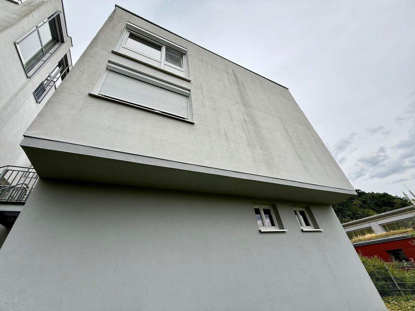 Thumbnail-Wohnen in seiner schönsten Form - Freies Stadthaus über drei Ebenen mit eigenem Gartenanteil, zwei Westterrassen und Weitblick