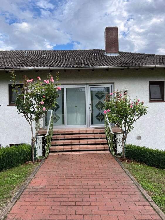 Thumbnail-5 ZKB, Wintergarten, EBK, TL-Bad Wa+Du, Gäste-WC, Garten, Carport, neue Heizung, ruhige Wohnlage