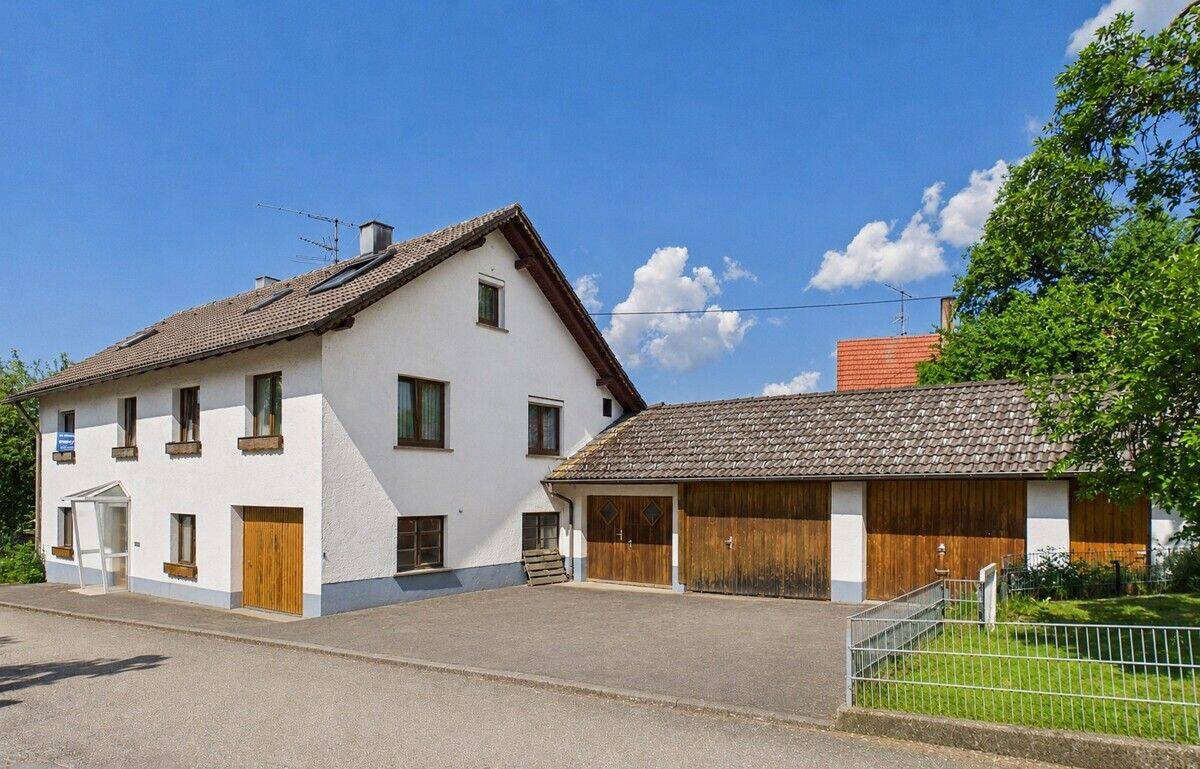 Thumbnail-Viel Platz für die ganze Familie - gepflegtes Zuhause mit großem Grundstück