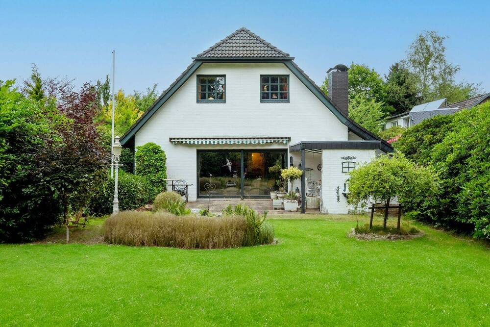 Hausansicht (Garten)