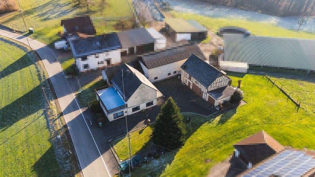 Thumbnail-Bauernhaus, ein Zuhause mit Seele - ländlich, liebenswert und voller Möglichkeiten - Hausen-Wied!