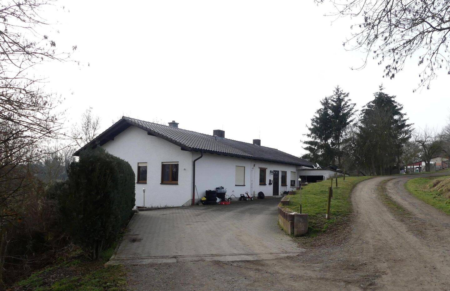 Hofeinfahrt