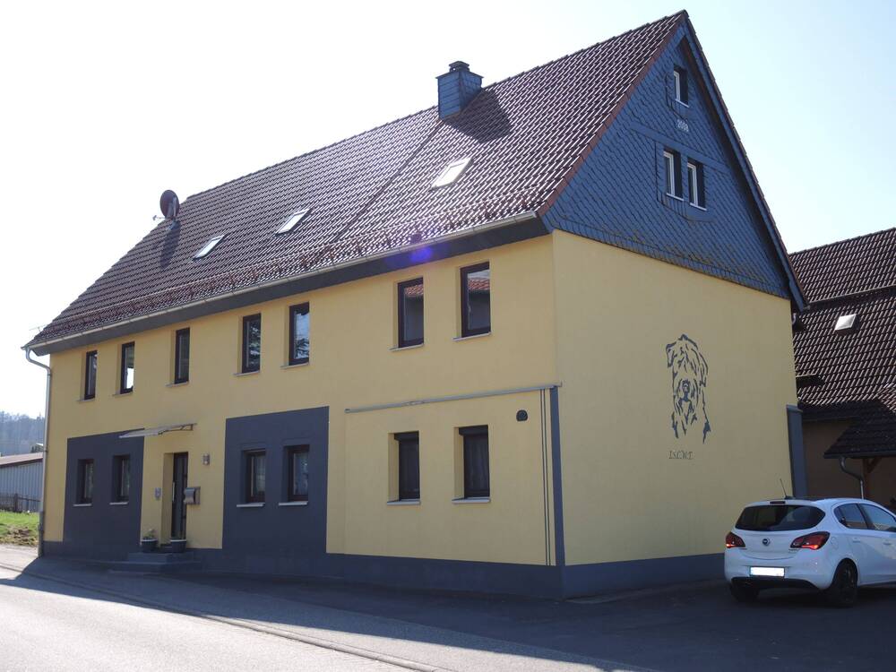 Thumbnail-Energetisch saniertes 3-Familienhaus inkl. Nachbargrundstück zu verkaufen