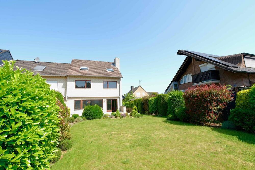 Thumbnail-Familienhaus mit Traumgarten - großzügiges Reihenendhaus in begehrter Lage von Dormagen-Zons