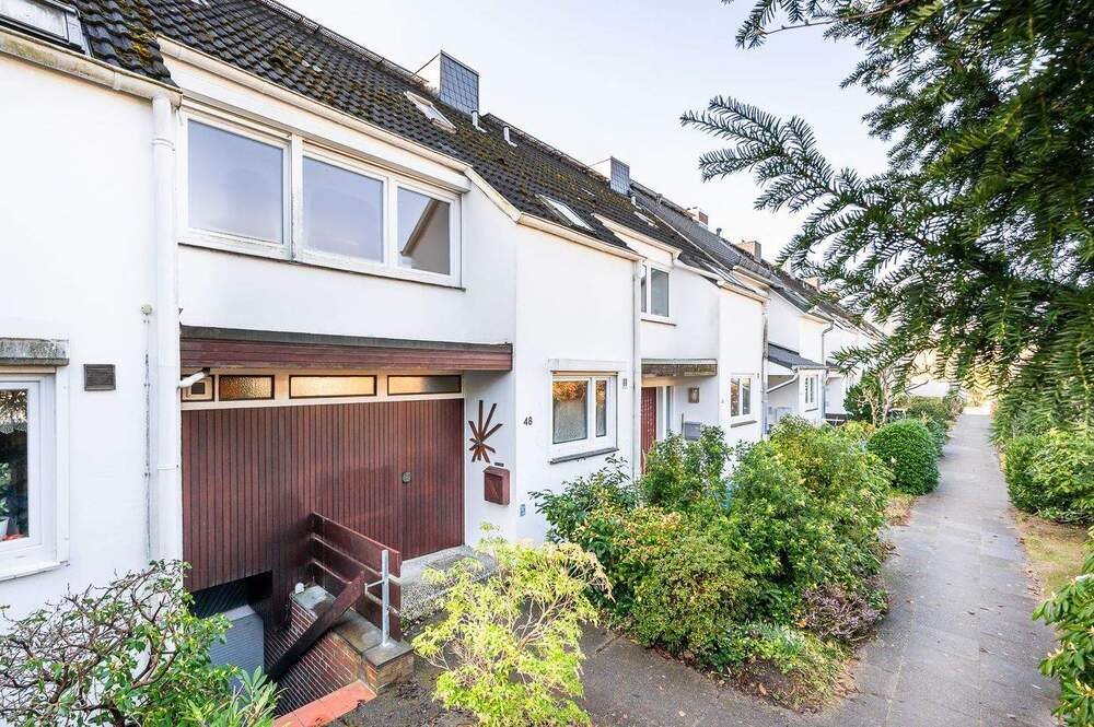 Thumbnail-Großzügiges Mittelreihenhaus mit Südgrundstück in bester Wohnlage von Klosterbergen