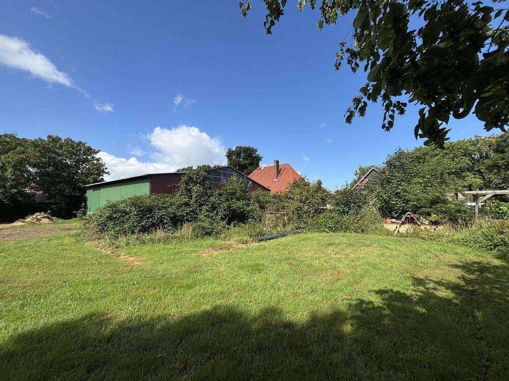 Thumbnail-Bau-Turbo nutzen...das riesige Grundstück wartet auf Ihre Projektentwicklung zur Schaffung von neuem Wohnraum für Heinbockel