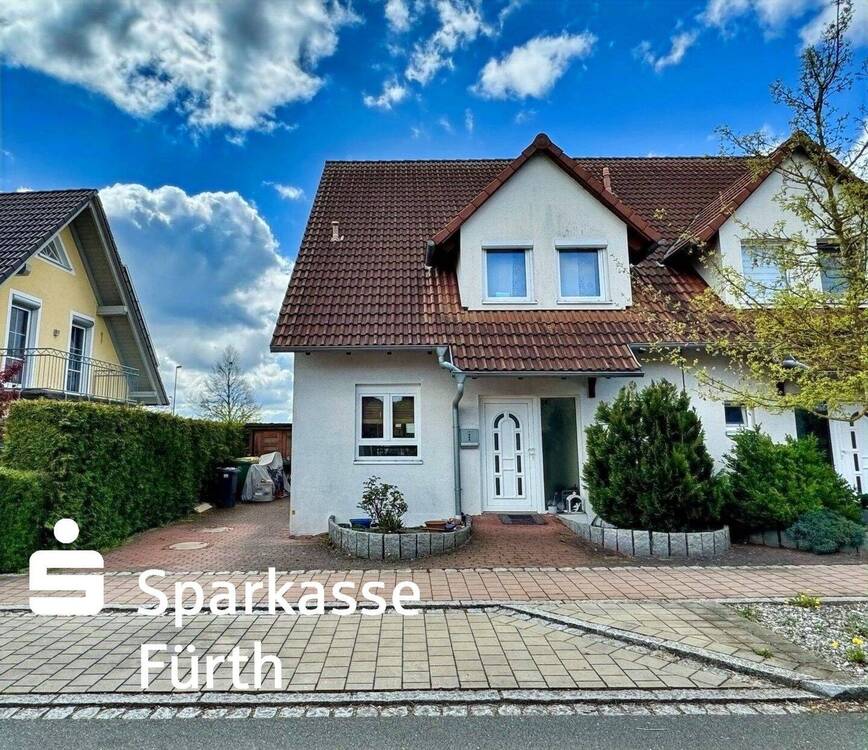 Thumbnail-Ein-Zweifamilienhaus in Obermichelbach