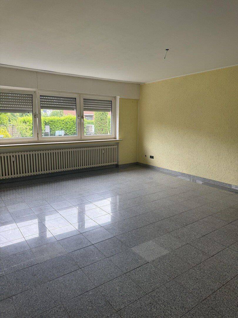 Thumbnail-3,5 Zi., 98qm im EG, modernes Bad ,mit Terrasse und Stellplatz