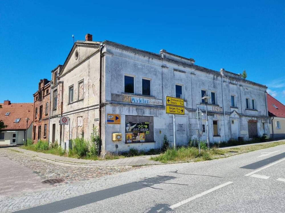 Thumbnail-Für Investoren: Mehrfamilienhaus zur Sanierung oder Abriss und Neubau
