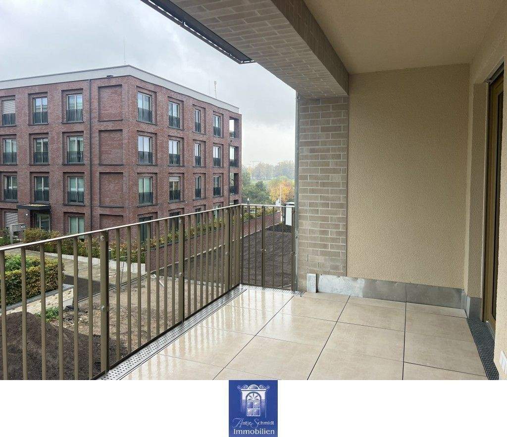 Thumbnail-ERSTBEZUG! Interessante 3-Zimmerwohnung an der Elbe! 2 Balkone, Barrierefrei, Lift!