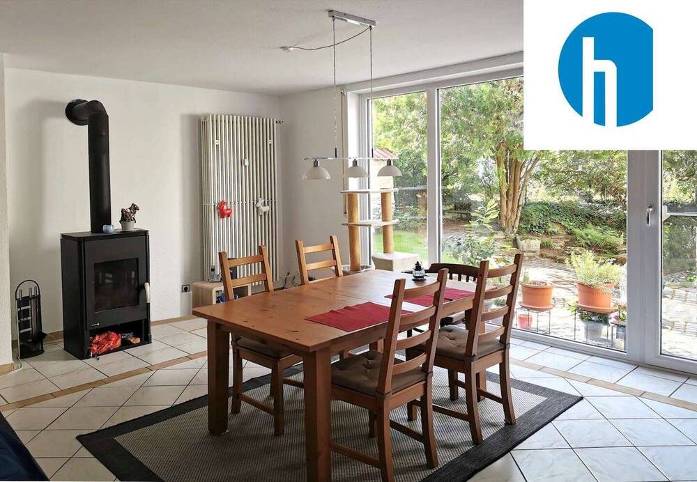 Wohnzimmer mit Terrasse