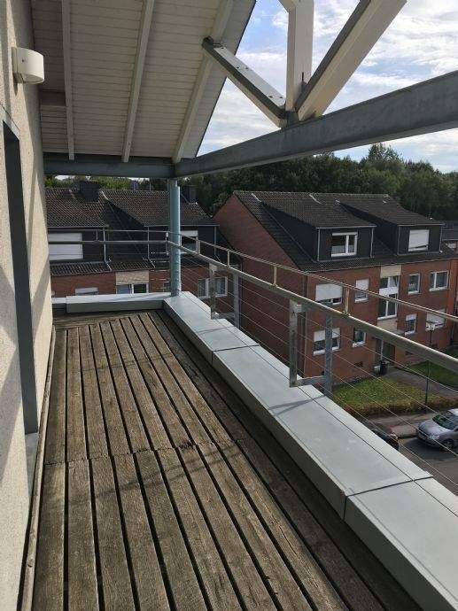 Thumbnail-Singleapartment mit Atmosphäre über den Dächern von Hoengen - mit Dachterrasse!